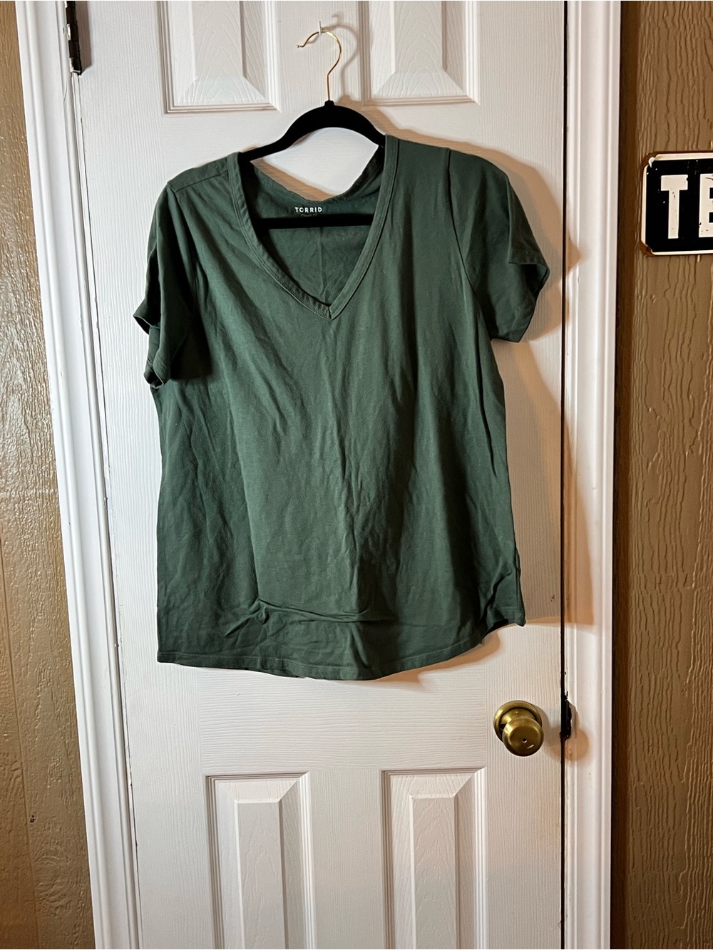 torrid Olive V-Neck Tee in Deep Green